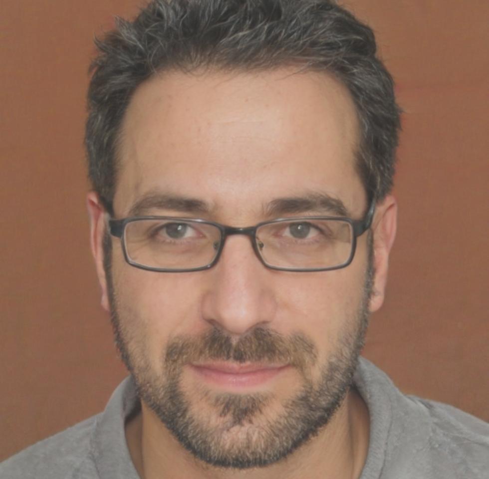 Tertius van Niekerk, SEO instructor with 9 years of industry experience